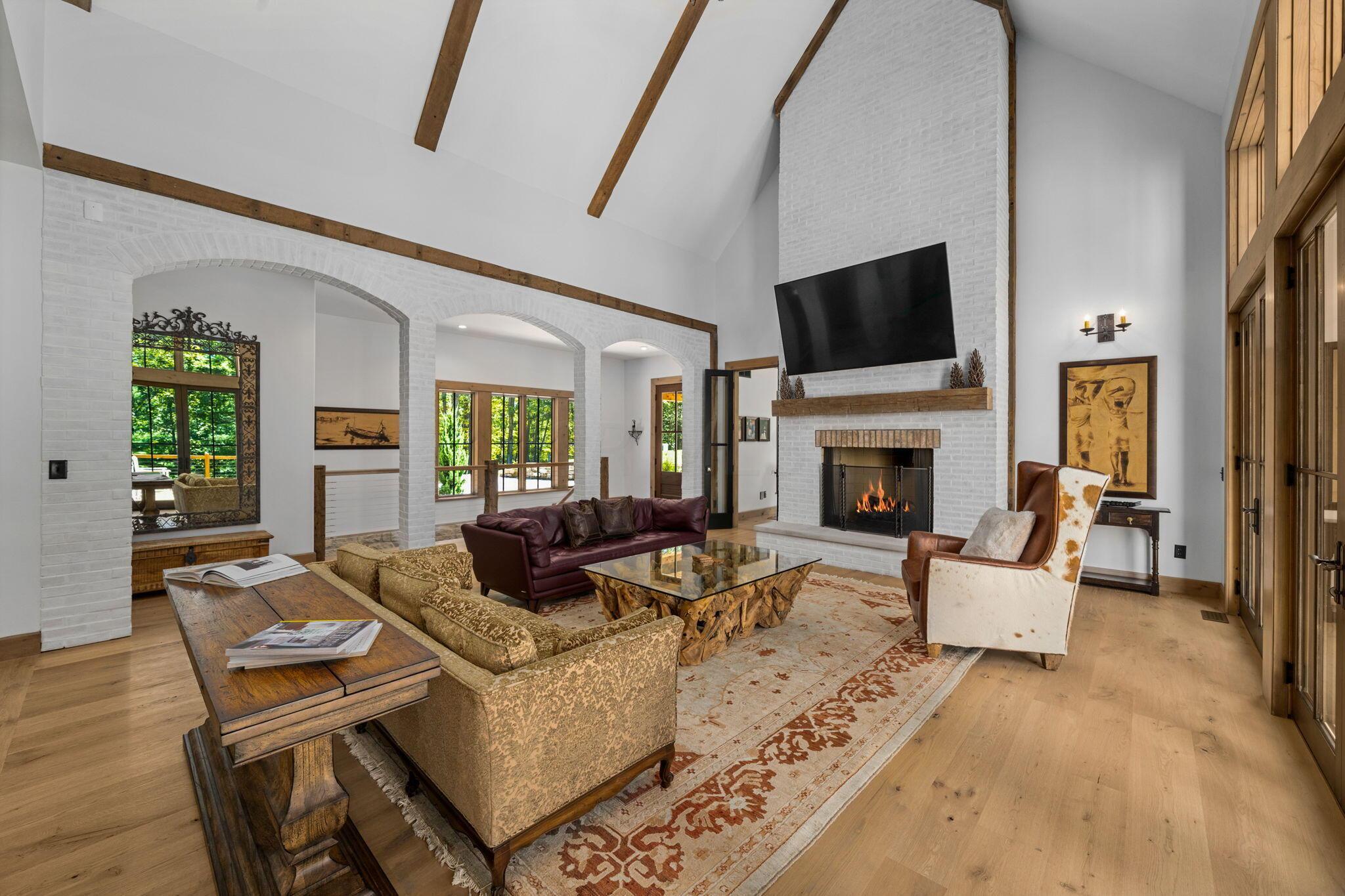 2124 S York Road, Alexandria, Ohio image 16