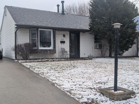 Photo of 424 Lincolnshire Road, Columbus, OH 43230 (MLS # 226008335)