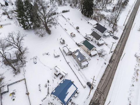 Tiny photo for 435 W Railroad Street, Galion, OH 44833 (MLS # 226003506)