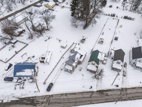 Tiny photo for 435 W Railroad Street, Galion, OH 44833 (MLS # 226003506)