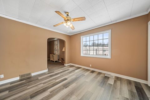 Tiny photo for 435 W Railroad Street, Galion, OH 44833 (MLS # 226003506)