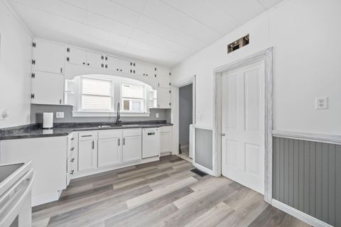 Tiny photo for 435 W Railroad Street, Galion, OH 44833 (MLS # 226003506)