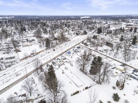 Tiny photo for 435 W Railroad Street, Galion, OH 44833 (MLS # 226003506)