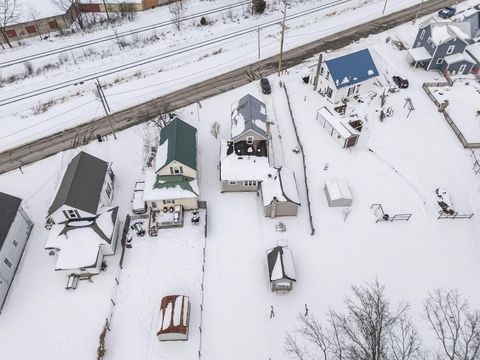 Tiny photo for 435 W Railroad Street, Galion, OH 44833 (MLS # 226003506)