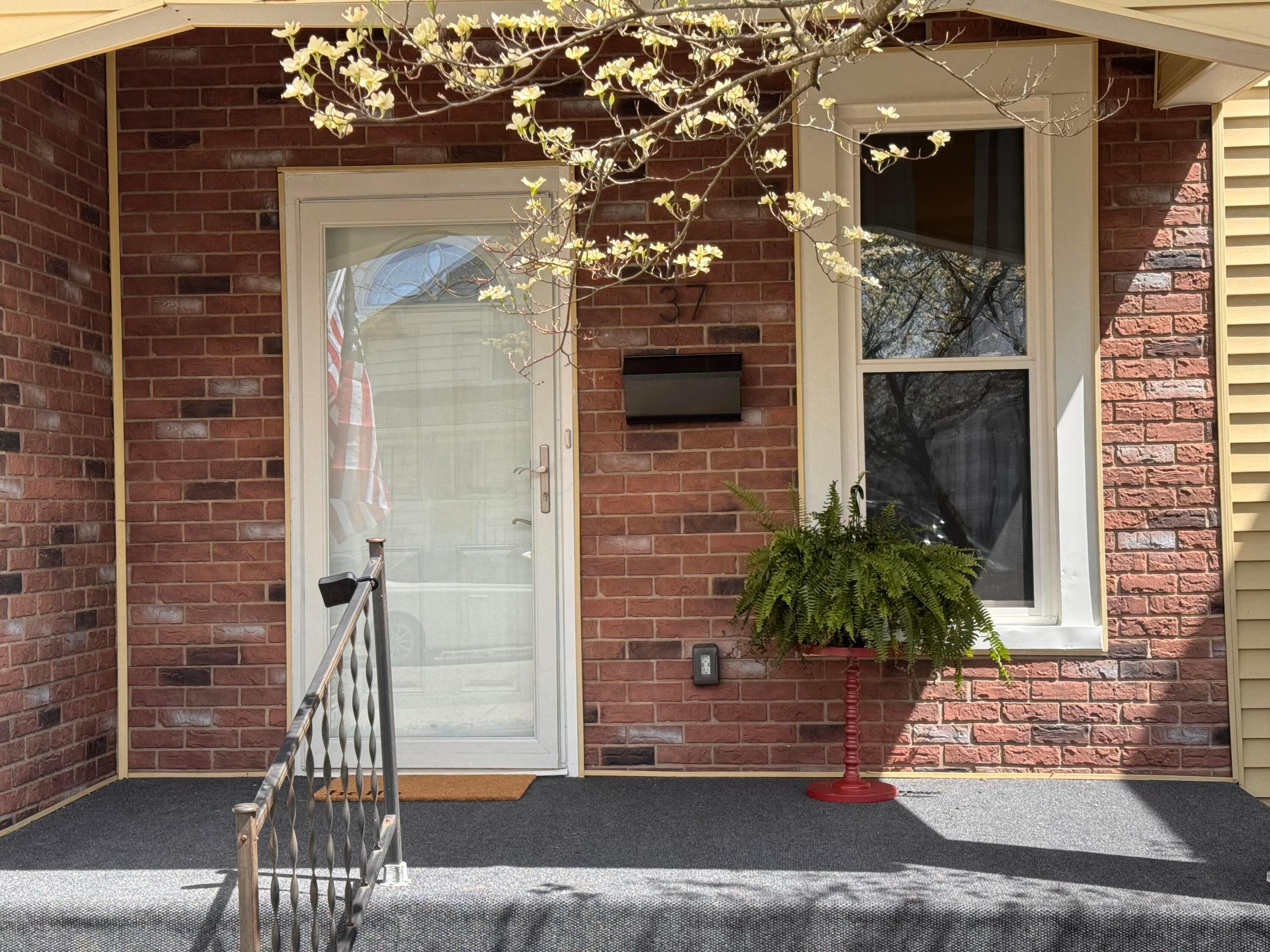 37 N Poplar Street, Chillicothe, Ohio image 3