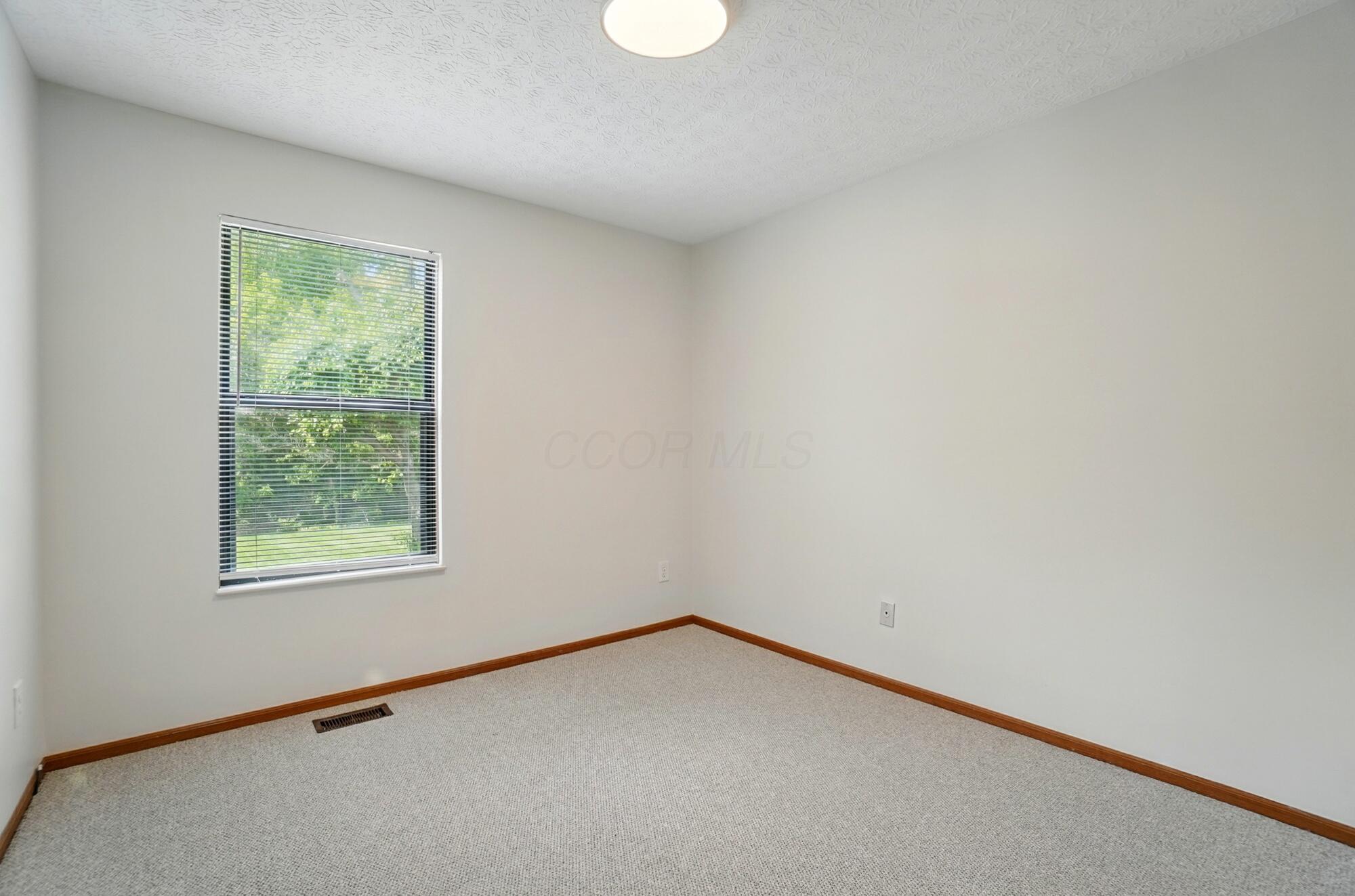 4557 Hidden Ridge Court, Columbus, Ohio image 30