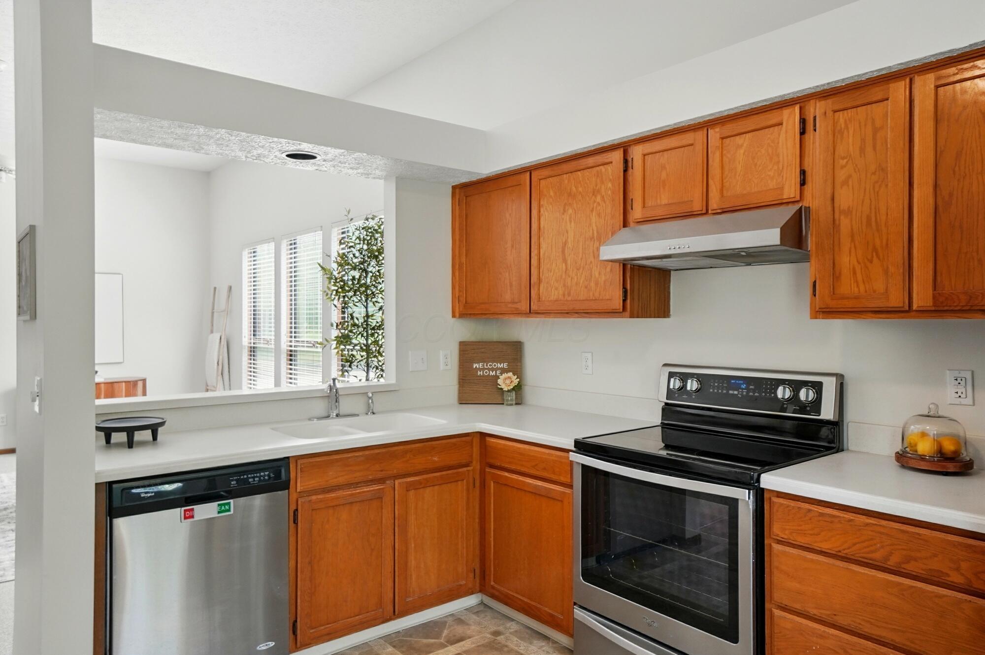 4557 Hidden Ridge Court, Columbus, Ohio image 12