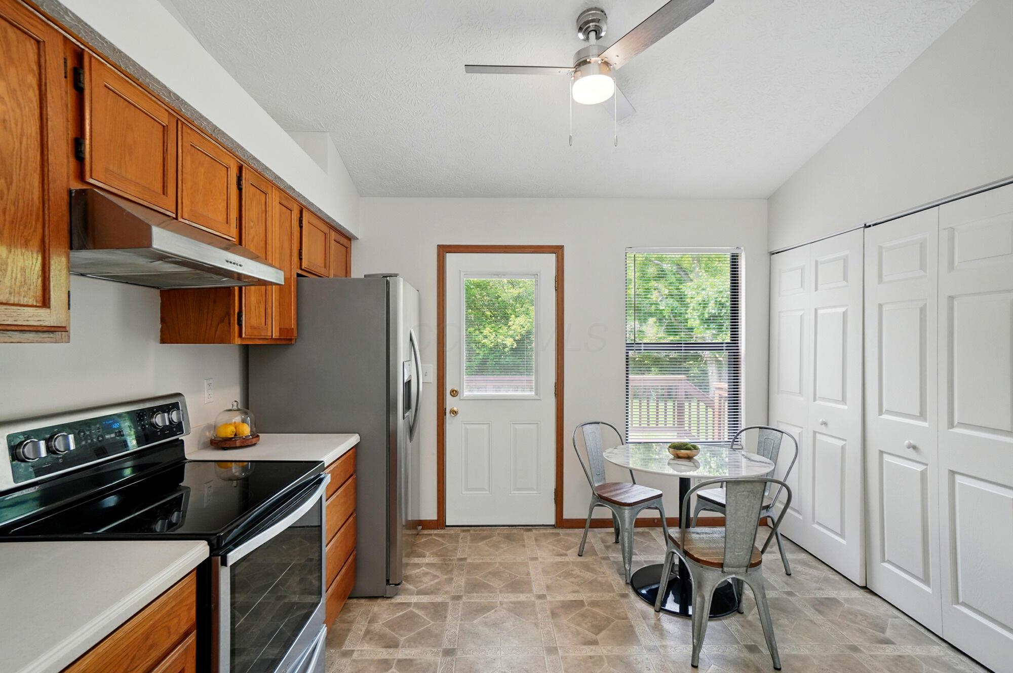 4557 Hidden Ridge Court, Columbus, Ohio image 16