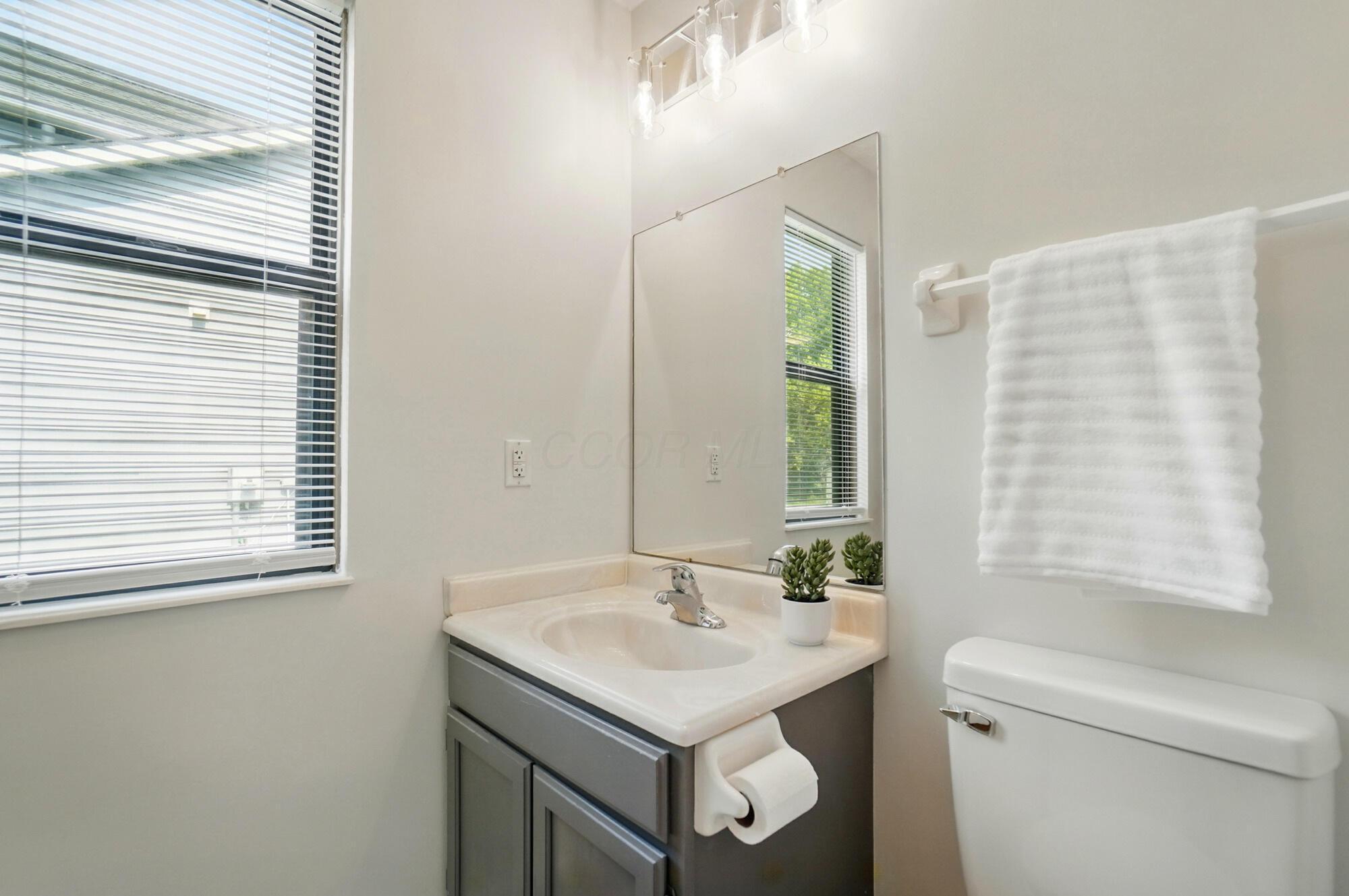 4557 Hidden Ridge Court, Columbus, Ohio image 23