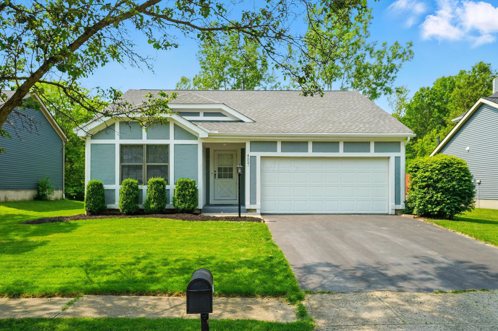 4557 Hidden Ridge Court, Columbus, Ohio image 2