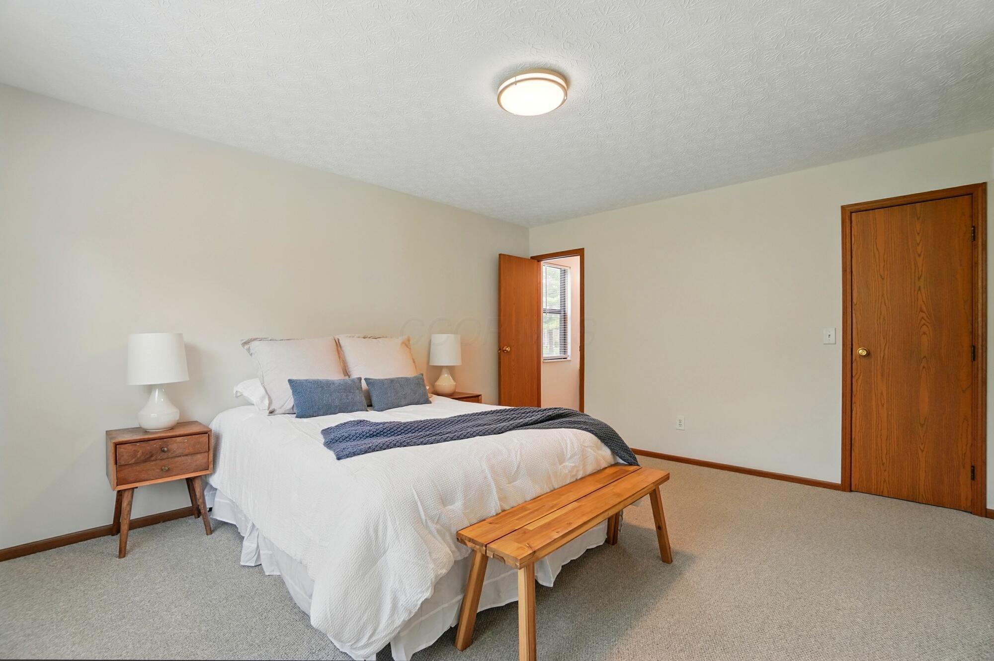 4557 Hidden Ridge Court, Columbus, Ohio image 21