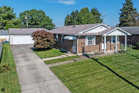 Photo of 4582 Etna Road, Columbus, OH 43213 (MLS # 226039059)