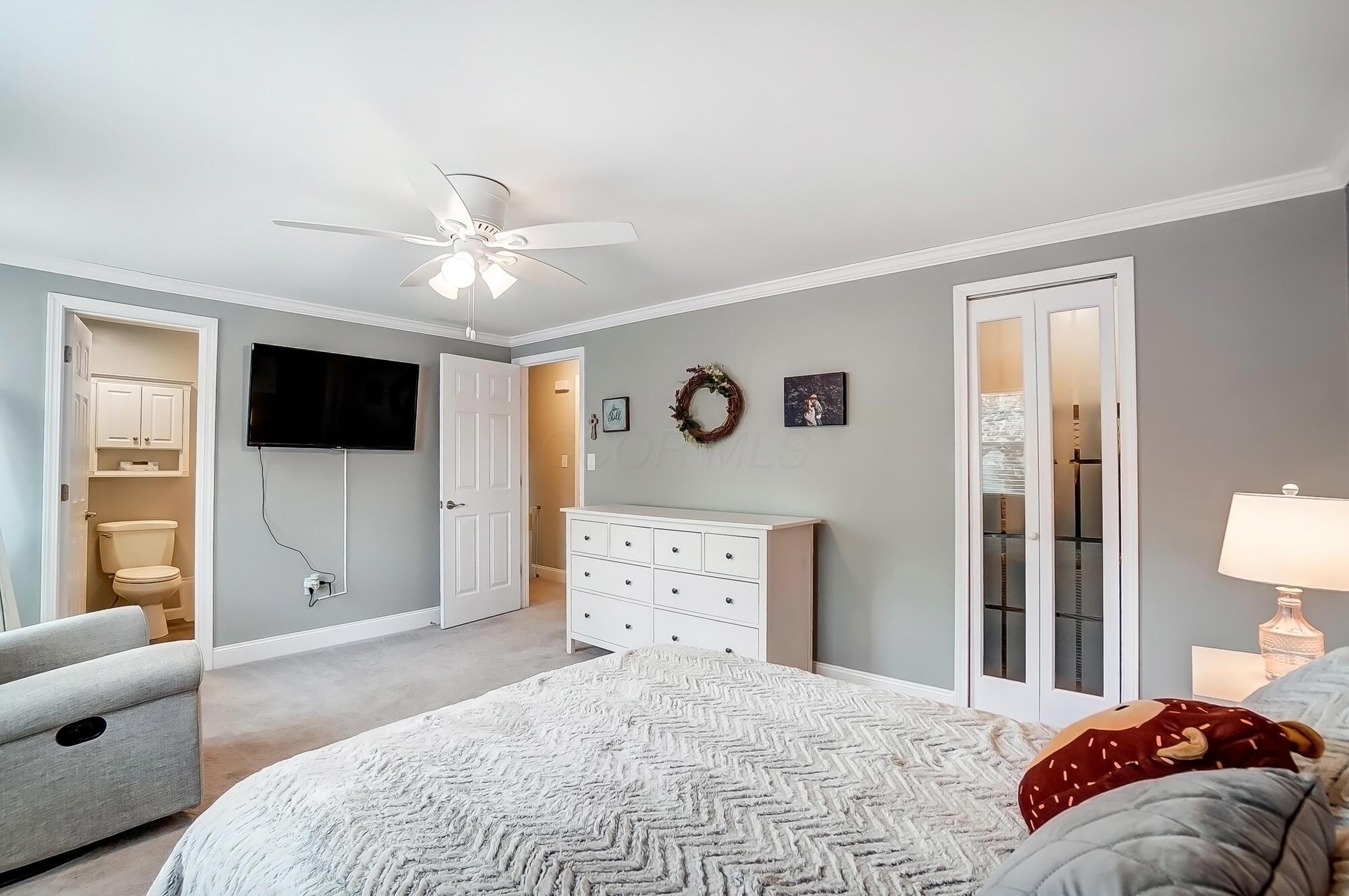 8470 Seabright Drive, Powell, Ohio image 15