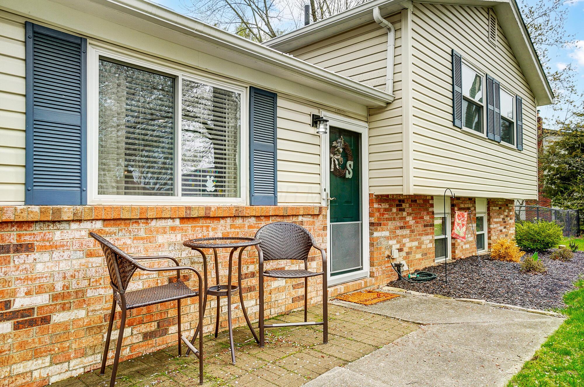8470 Seabright Drive, Powell, Ohio image 4