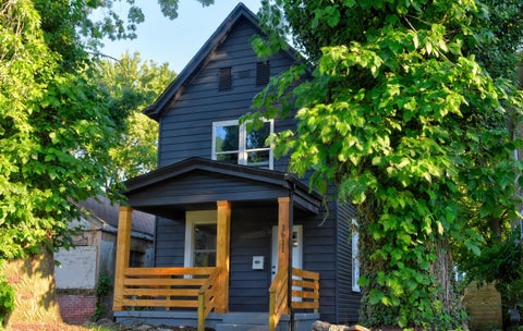 Photo of 1611 Pembroke Avenue, Columbus, OH 43203 (MLS # 226026343)