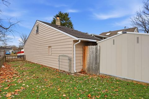 Tiny photo for 5103 Fairlane Road, Columbus, OH 43207 (MLS # 225045557)