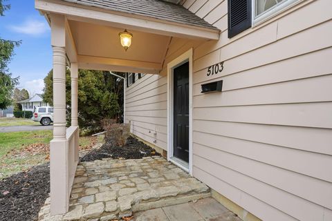 Photo of 5103 Fairlane Road, Columbus, OH 43207 (MLS # 225045557)