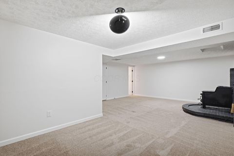 Tiny photo for 5103 Fairlane Road, Columbus, OH 43207 (MLS # 225045557)