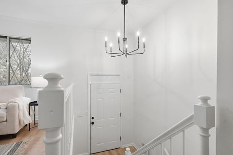 Tiny photo for 5103 Fairlane Road, Columbus, OH 43207 (MLS # 225045557)