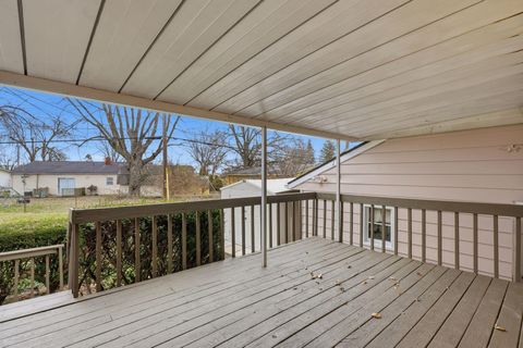 Tiny photo for 5103 Fairlane Road, Columbus, OH 43207 (MLS # 225045557)