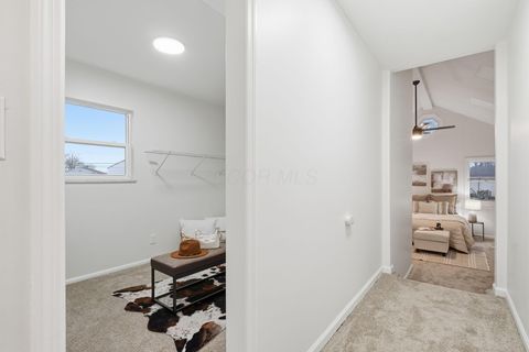 Tiny photo for 5103 Fairlane Road, Columbus, OH 43207 (MLS # 225045557)