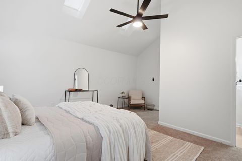 Tiny photo for 5103 Fairlane Road, Columbus, OH 43207 (MLS # 225045557)