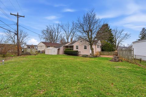 Tiny photo for 5103 Fairlane Road, Columbus, OH 43207 (MLS # 225045557)