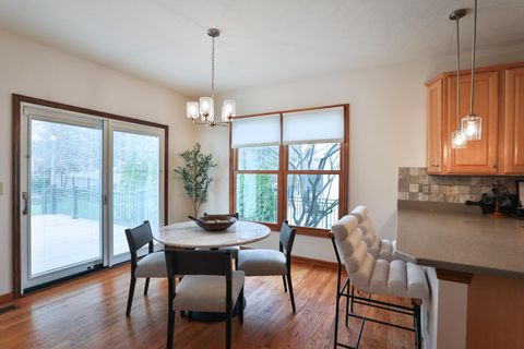 Tiny photo for 3827 Rockpointe Drive, Columbus, OH 43221 (MLS # 226007269)