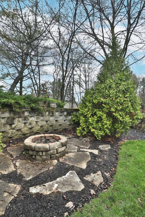 Tiny photo for 3827 Rockpointe Drive, Columbus, OH 43221 (MLS # 226007269)