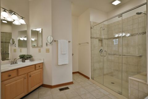 Tiny photo for 3827 Rockpointe Drive, Columbus, OH 43221 (MLS # 226007269)