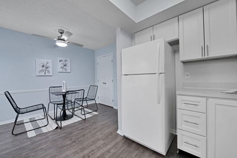 Tiny photo for 1221 Bethel Road, Columbus, OH 43220 (MLS # 225045560)