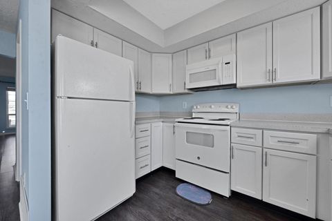 Tiny photo for 1221 Bethel Road, Columbus, OH 43220 (MLS # 225045560)