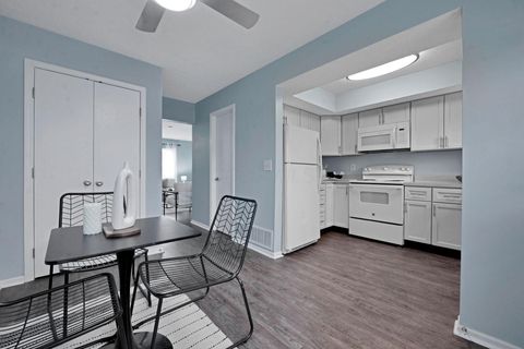 Tiny photo for 1221 Bethel Road, Columbus, OH 43220 (MLS # 225045560)