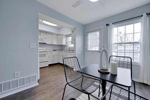 Tiny photo for 1221 Bethel Road, Columbus, OH 43220 (MLS # 225045560)