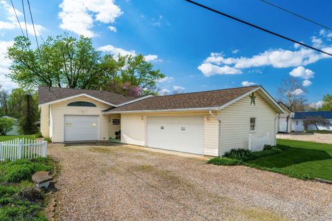 Photo of 15005 Rustic Lane Lane, Thornville, OH 43076 (MLS # 226012004)