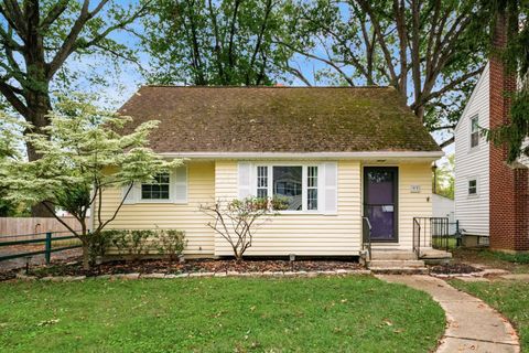 Photo of 93 Leland Avenue, Columbus, OH 43214 (MLS # 225036376)