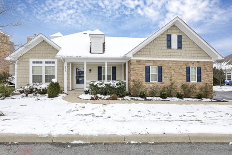 Photo of 4526 Newport Loop E, Grove City, OH 43123 (MLS # 225044983)