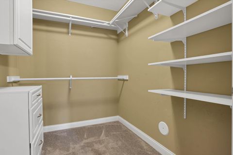 Tiny photo for 4526 Newport Loop E, Grove City, OH 43123 (MLS # 225044983)