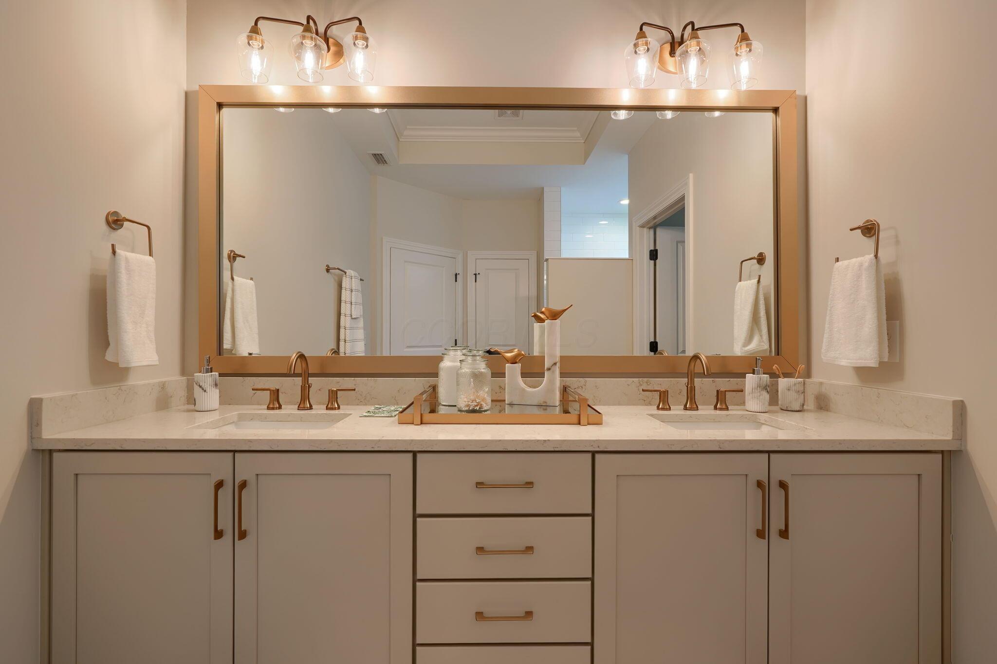 7768 Ansante Drive #101, New Albany, Ohio image 31