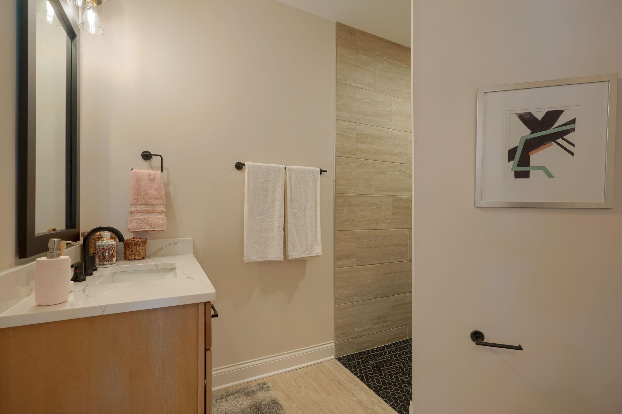 7768 Ansante Drive #101, New Albany, Ohio image 38