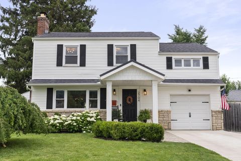 Photo of 2704 Brandon Road, Upper Arlington, OH 43221 (MLS # 226021227)