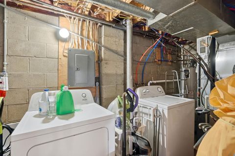 Tiny photo for 5055 Stoneybrook Boulevard 6E #6E, Hilliard, OH 43026 (MLS # 225045196)