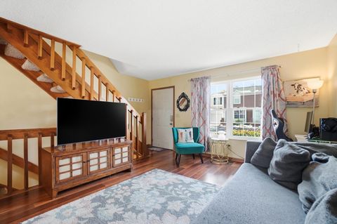Tiny photo for 5055 Stoneybrook Boulevard 6E #6E, Hilliard, OH 43026 (MLS # 225045196)