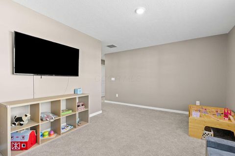 Tiny photo for 373 Kells Court W, Newark, OH 43055 (MLS # 226002279)