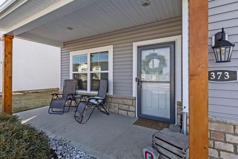 Tiny photo for 373 Kells Court W, Newark, OH 43055 (MLS # 226002279)