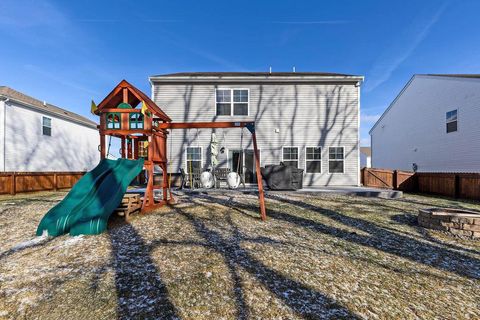 Tiny photo for 373 Kells Court W, Newark, OH 43055 (MLS # 226002279)