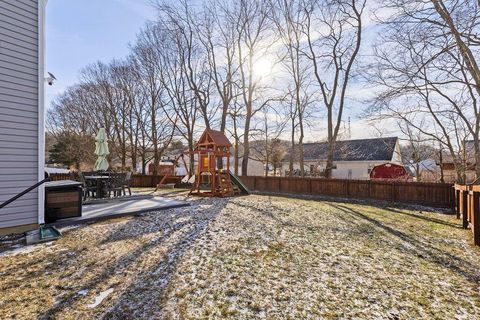 Tiny photo for 373 Kells Court W, Newark, OH 43055 (MLS # 226002279)