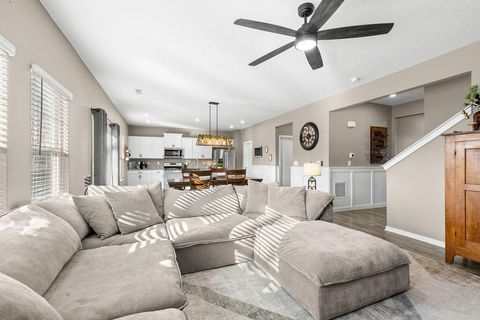 Tiny photo for 373 Kells Court W, Newark, OH 43055 (MLS # 226002279)