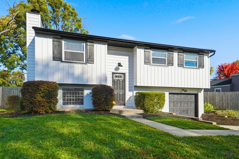 Photo of 2436 Onyx Court, Grove City, OH 43123 (MLS # 225040821)