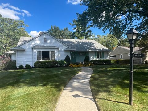 Photo of 654 Vernon Heights Boulevard, Marion, OH 43302 (MLS # 225037866)